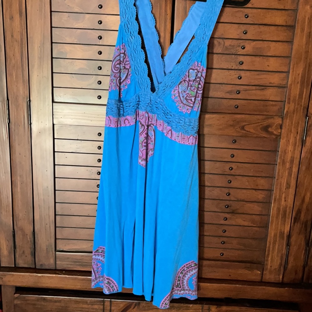 Free people top or dress. - Picture 3 of 7